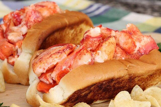 fresh lobster rolls