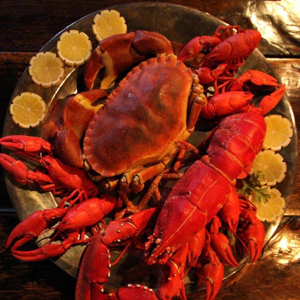 What is the Difference Between Crab and Lobster? | Seafood University