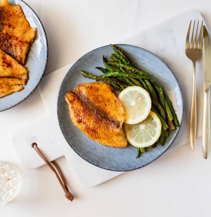 tilapia dinner with lemon and asparagus