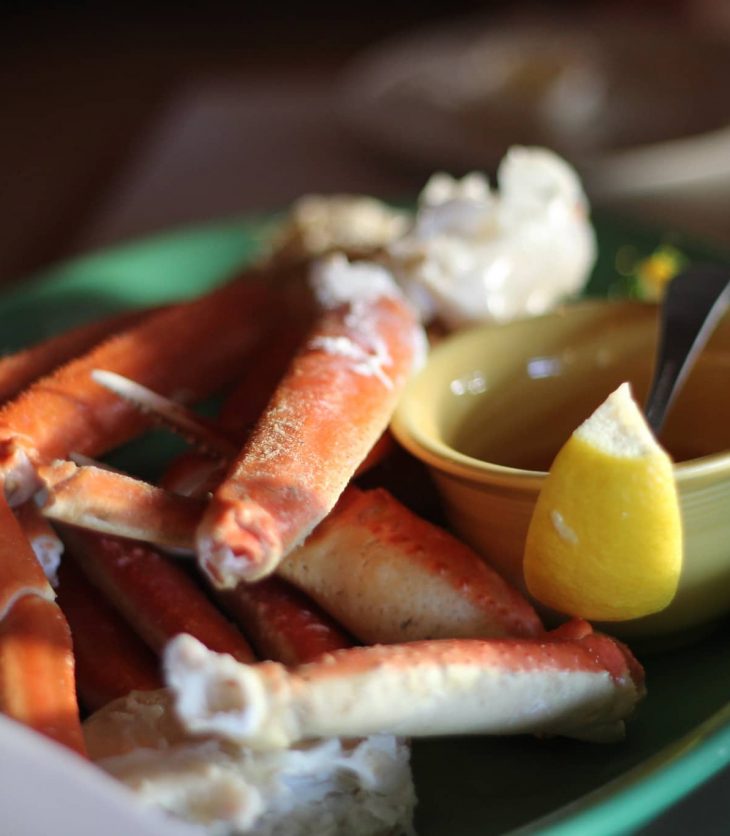 steamed crab legs