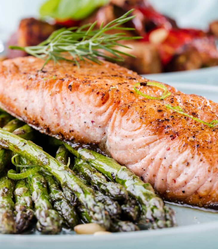salmon with asparagus